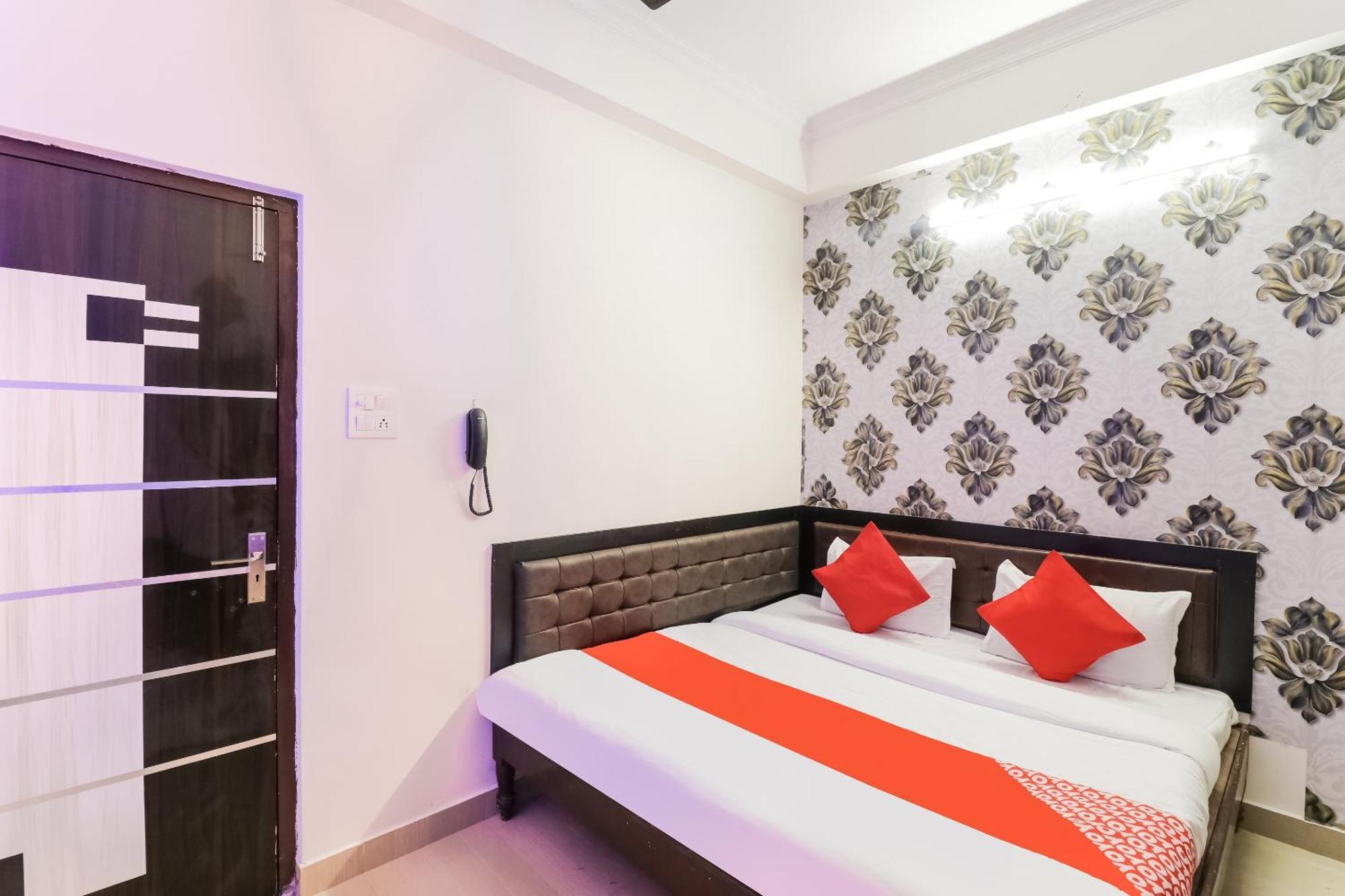 Super Hotel O Rs Inn Gorakhpur Zewnętrze zdjęcie