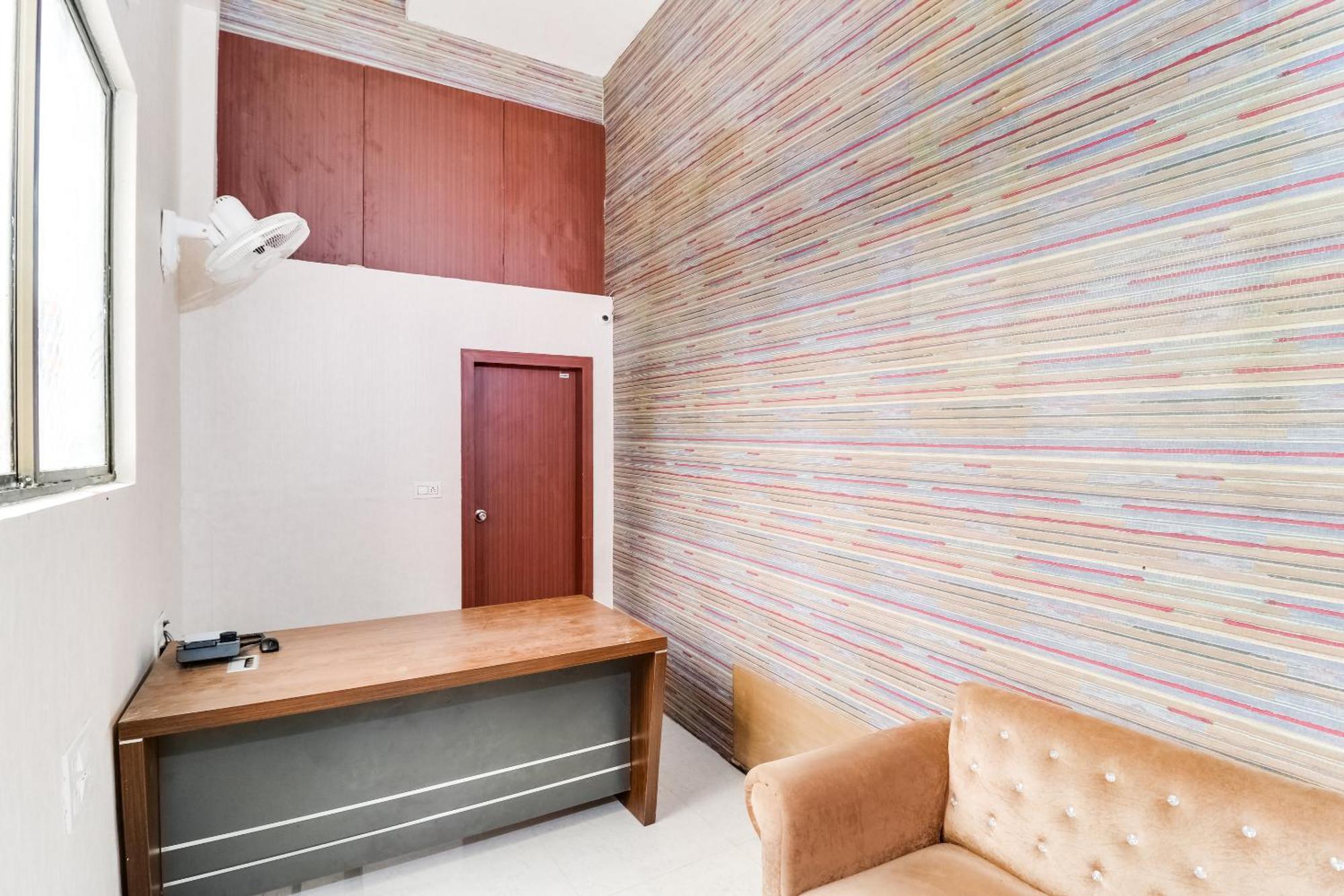 Super Hotel O Rs Inn Gorakhpur Zewnętrze zdjęcie